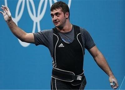 وزنه برداری قهرمانی دنیا، حضور محمدپور در سالن برای دریافت طلای المپیک