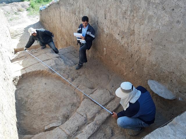 شناسایی شواهدی نویافته از دوره تاریخی و اسلامی در تپه کوشکله سقز