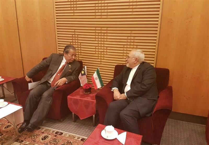 دیدار ظریف با وزرای خارجه مالزی و پاکستان در کوالالامپور