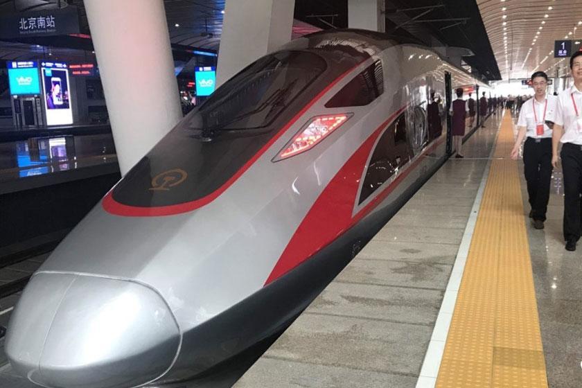 راه اندازی اولین قطار سریع السیر هنگ کنگ در چین