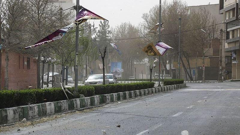 خبرنگاران هشدار هواشناسی تهران: وزش باد شدید پیش بینی می گردد