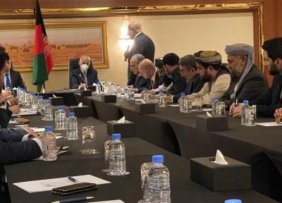 افغانستان، تقسیم هیئت مذاکره با طالبان به دو گروه ارگ و سپیدار