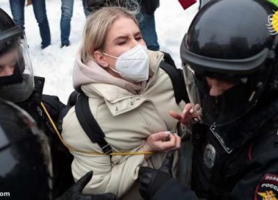 (تصاویر) سرکوب و بازداشت مخالفان پوتین