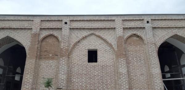 مسجد حنیفه گوراوان ، جاهای دیدنی ایران